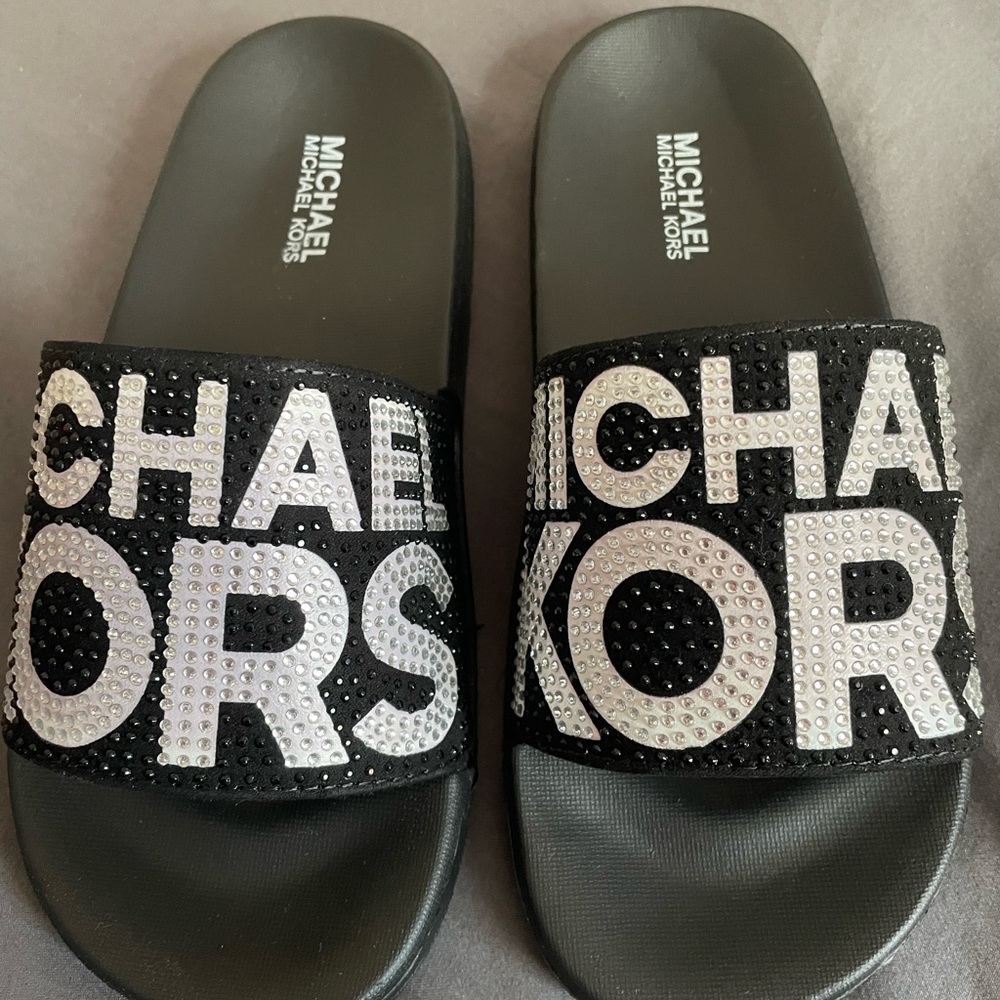 Girls Michael Kors Slides.